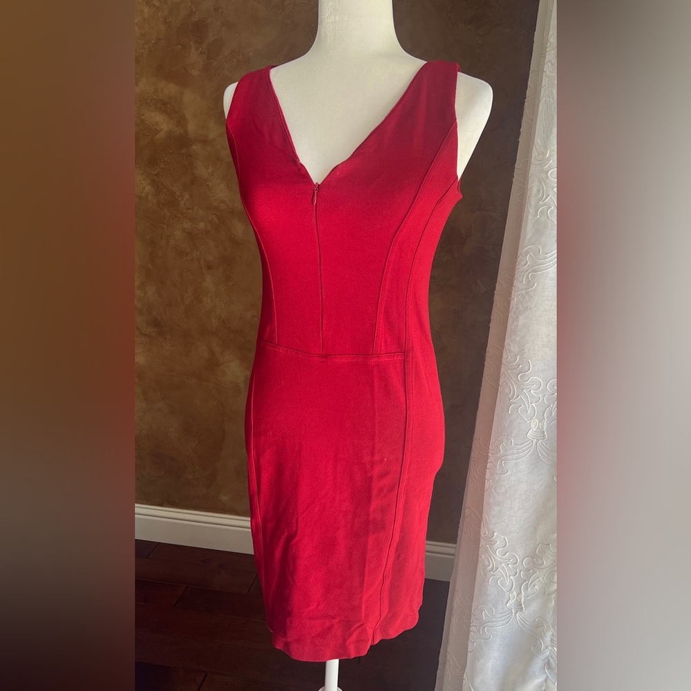 SHAPE FX RED DRESS SIZE 4P